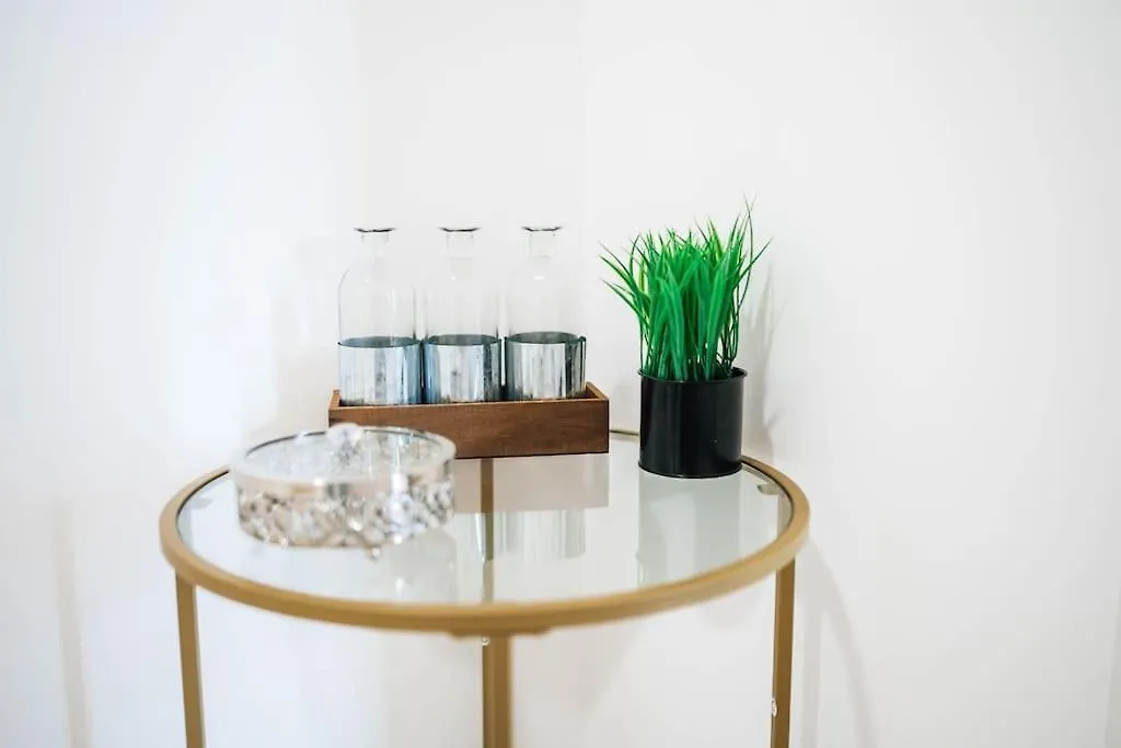 Cavallo Romantic Rooftop L Studio City Center Balcony Apartment Prague Czech Republic