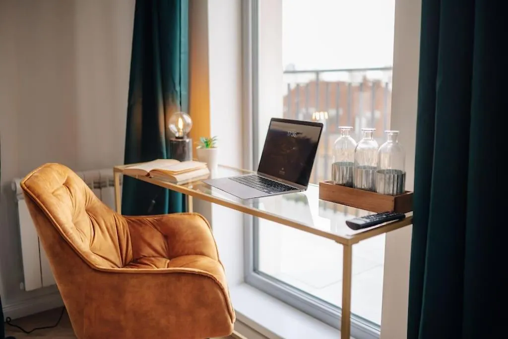 Cavallo Romantic Rooftop L Studio City Center Balcony Apartment Prague