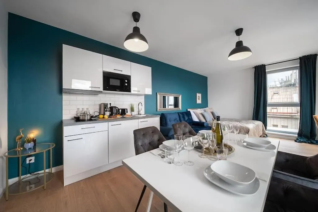 Cavallo Romantic Rooftop L Studio City Center Balcony Apartment Prague