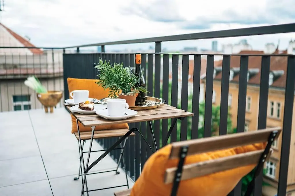 Cavallo Romantic Rooftop L Studio City Center Balcony Apartment Prague 0*,  Czech Republic