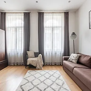 Appartamento Place Of Grace - 50 Meters From Dancing House, Praga
